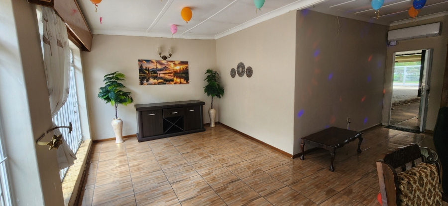 4 Bedroom Property for Sale in Baillie Park North West